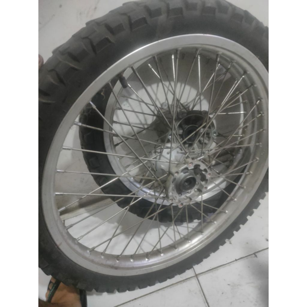 Velg Set Ori YAMAHA WR 155 Ring 18/21 Original Copotan Motor