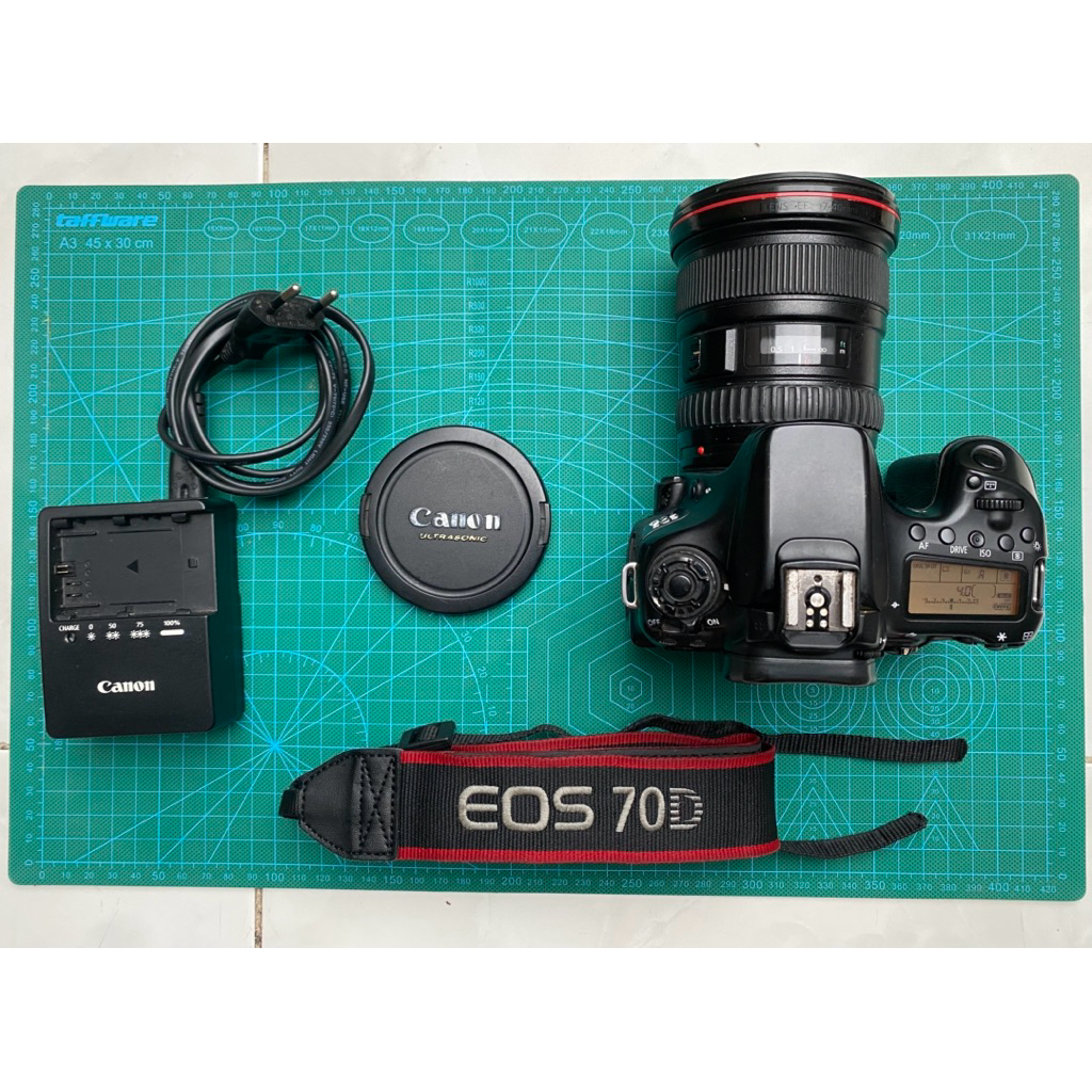 Canon EOS 70d plus lensa Canon EF 17-40 F4 L USM second