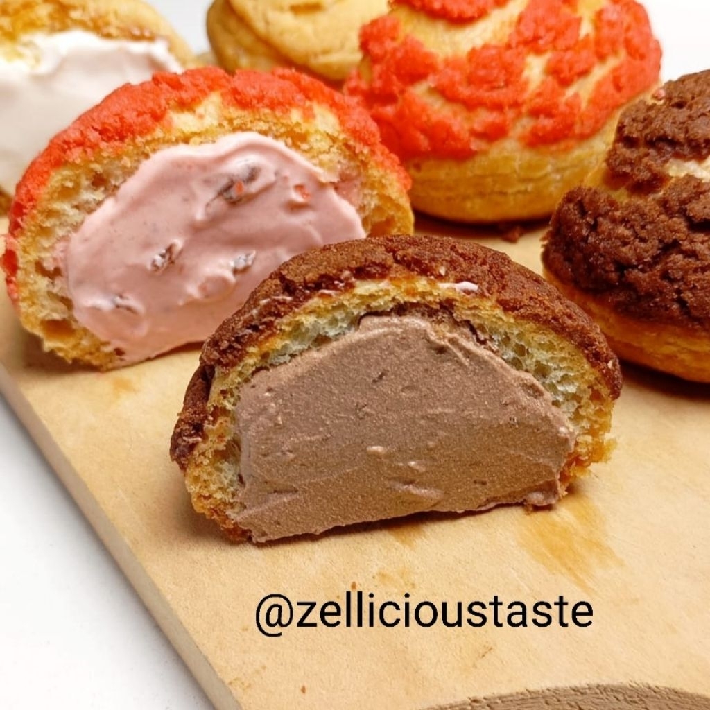 zelLicious Choux au craquelin pastry cream kue soes vanilla cream Brownies Banana Pudding Bekasi des