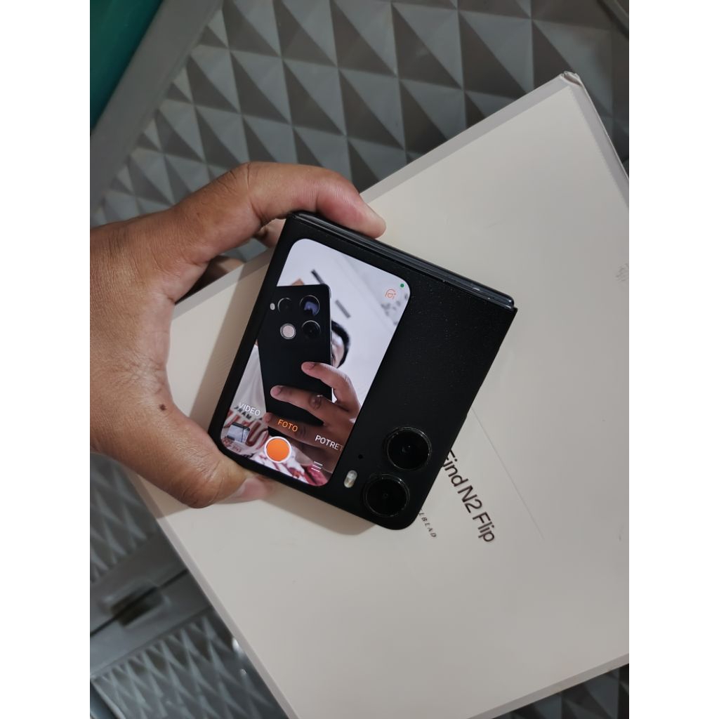 JUAL CEPAT OPPO FIND N2 FLIP 5G 8/256 GB SECOND MURAH