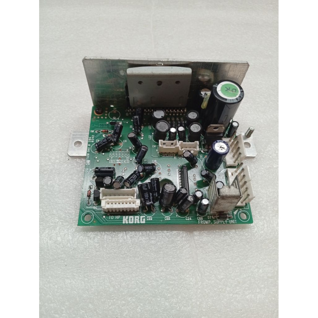 power amply KORG pa800