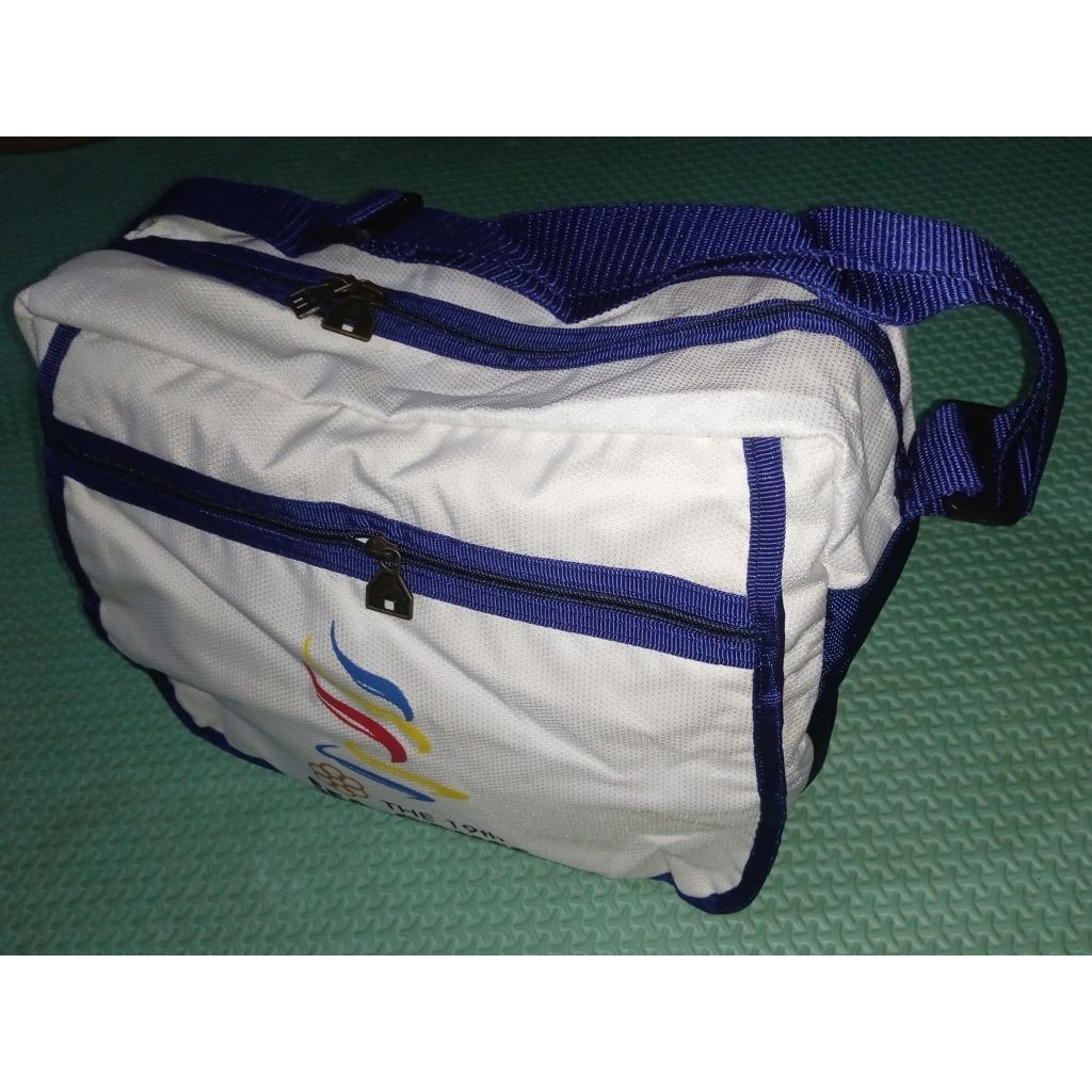 Tas selempang Alpina