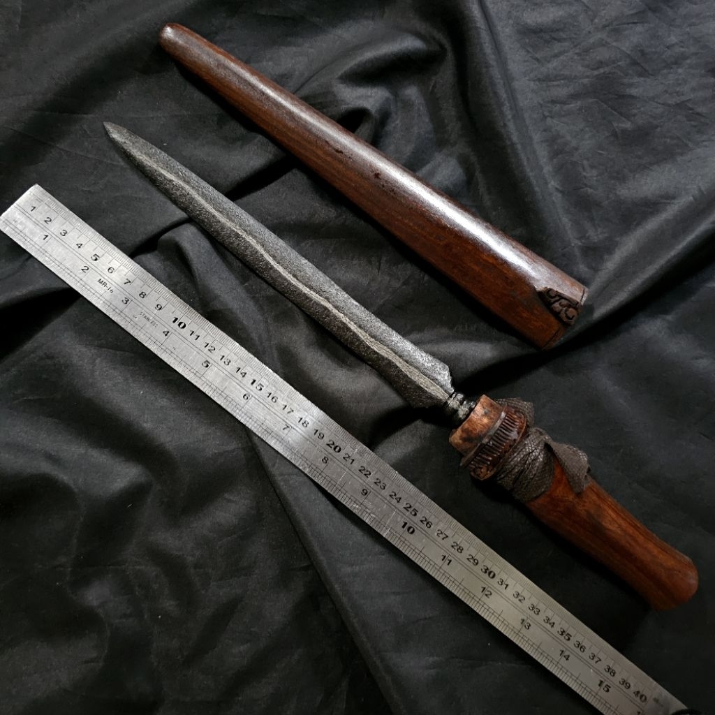 Seken Sapu Jagad Pamor Lintang Kemukus