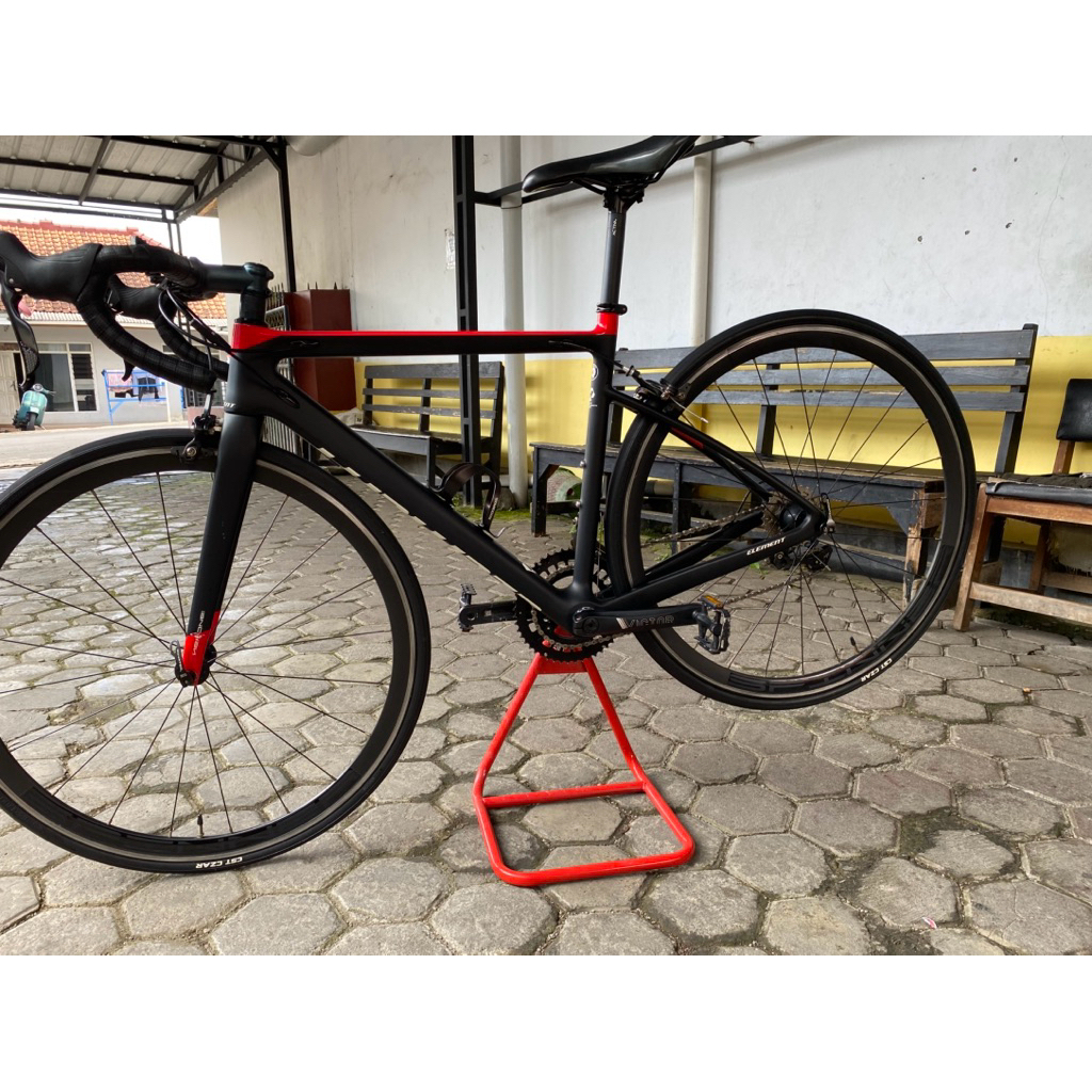 sepeda element nerone CARBON