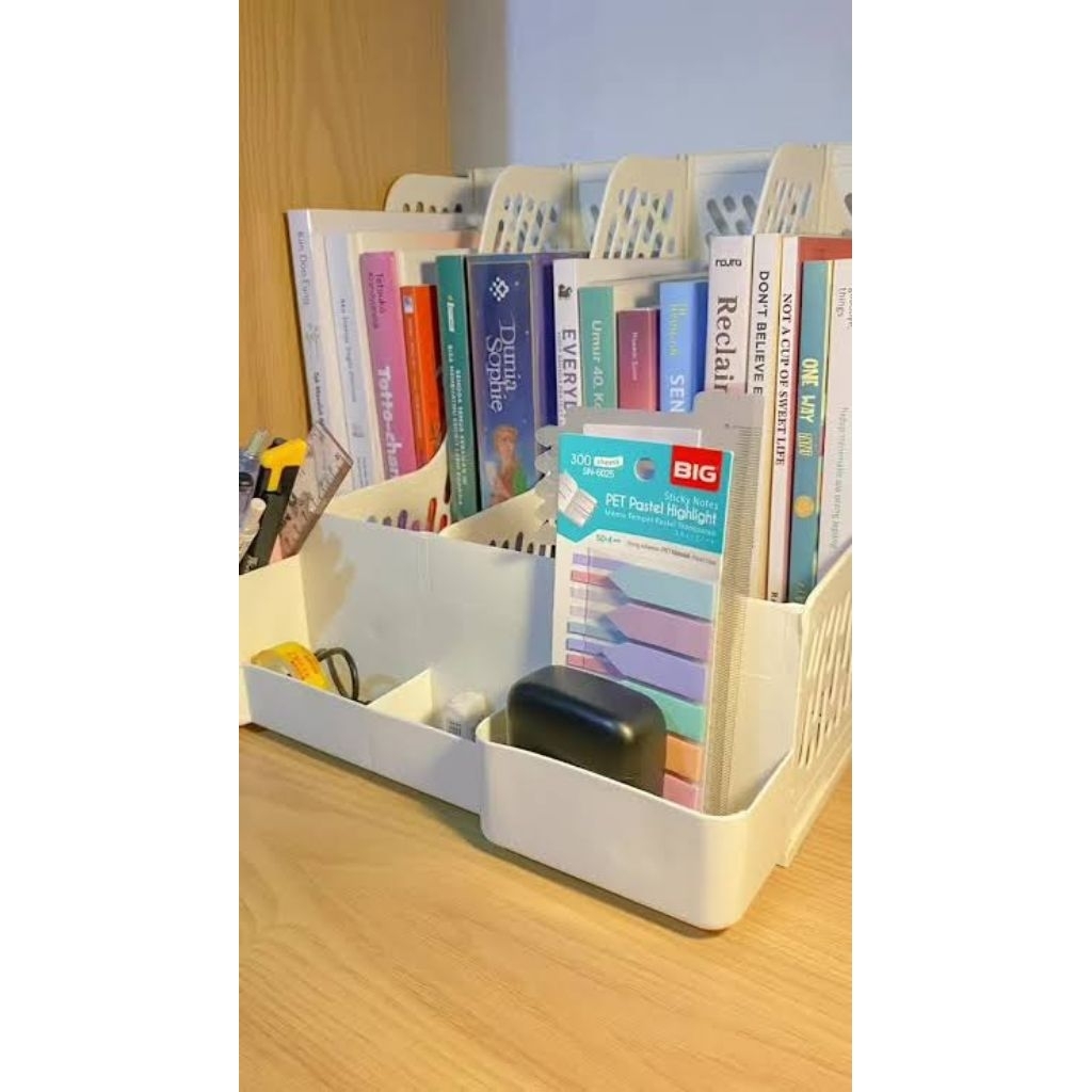 RAK BUKU RAKIT PLASTIK LENTUR DN AWET