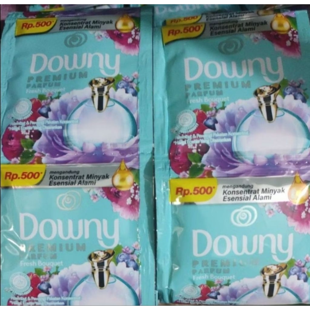 Downy Pewangi Pakaian 12 Sachet 500ml