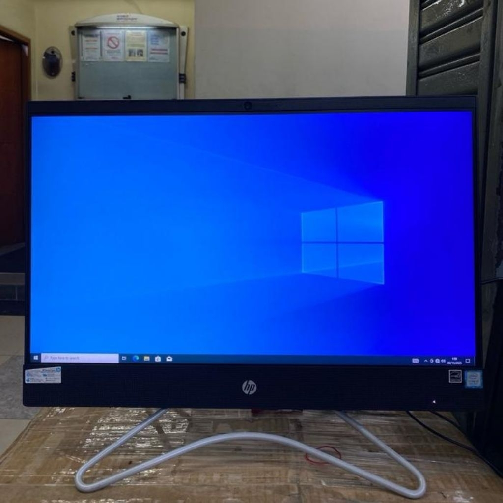 PC ALL IN ONE HP 200 G3 CORE I3 GEN 8 RAM 4GB 1TB