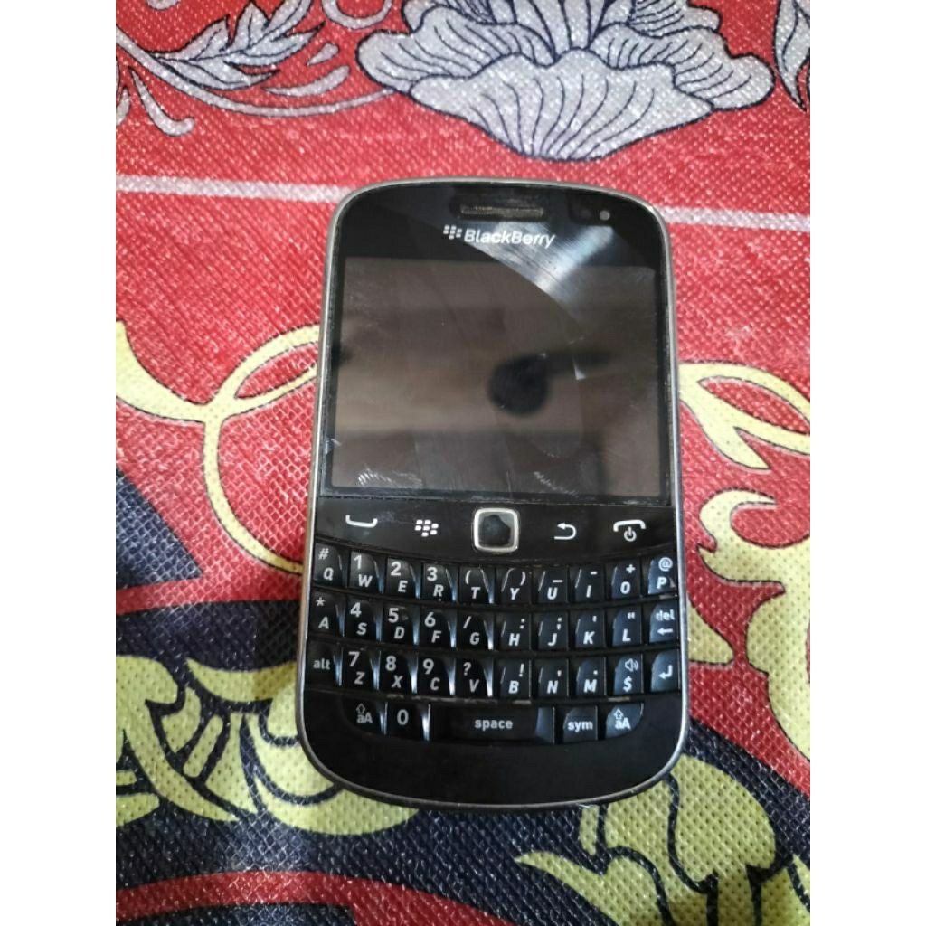 Blackberry Bold 9900 hidup led merah
