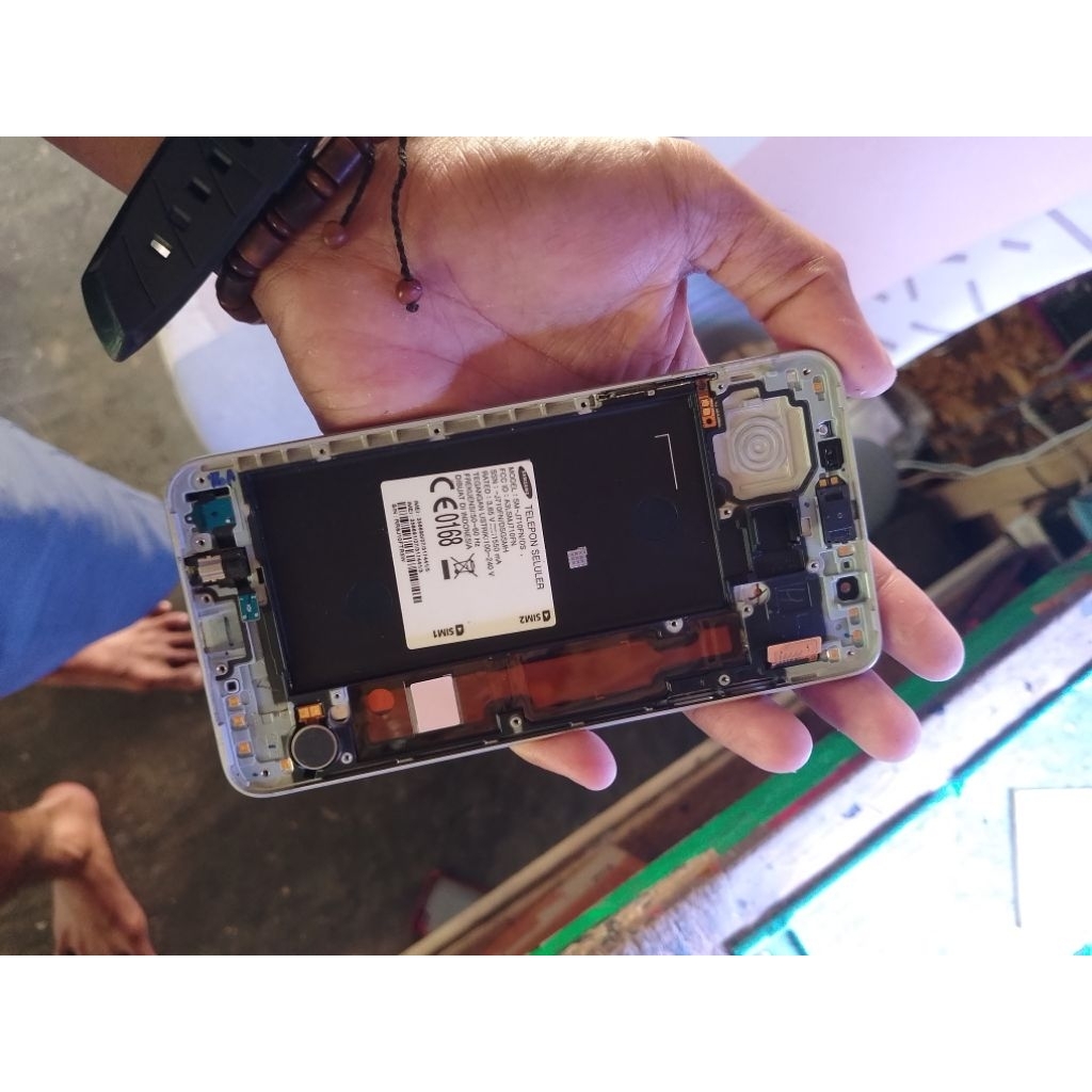 lcd j700 ori normal minus retak glass