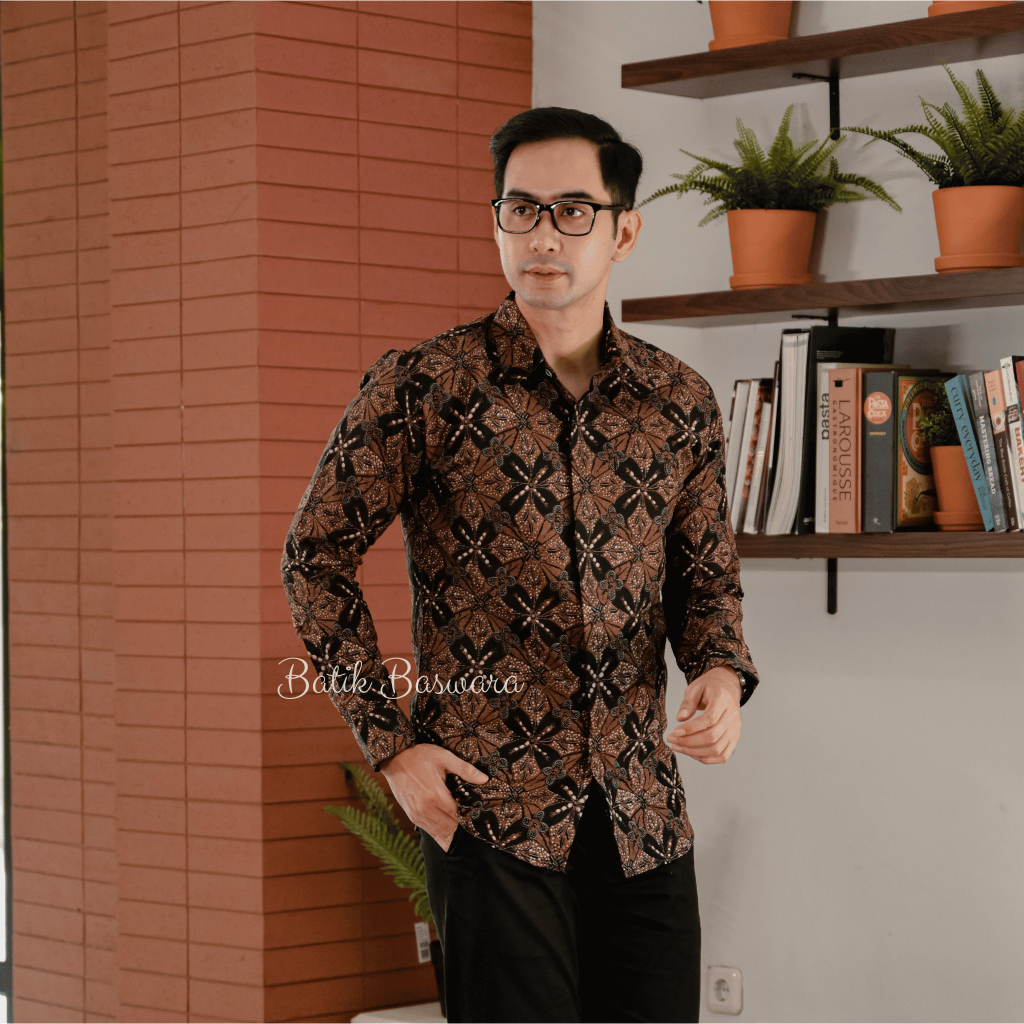 Kemeja Batik Satrio Wibowo