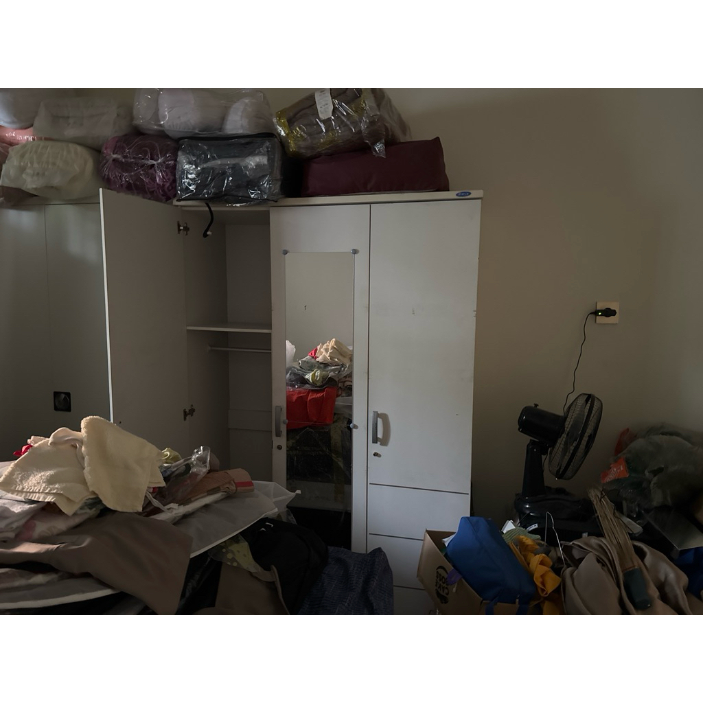 Lemari Olympic Minimalis White