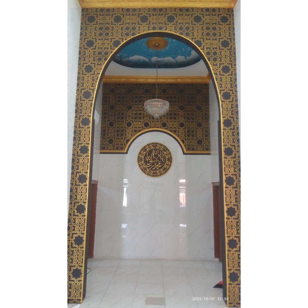 krawangan mihrab masif