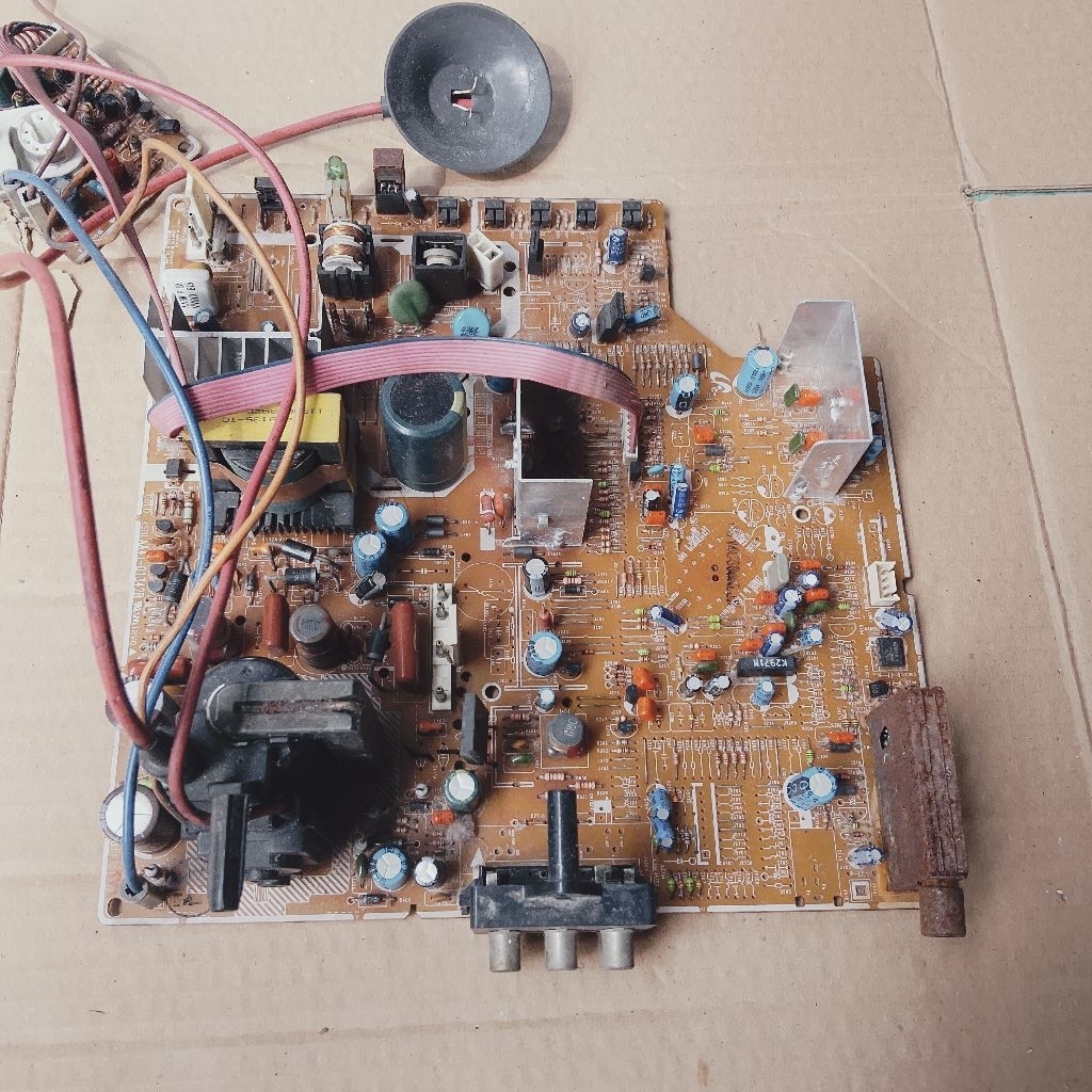 MESIN TV SAMSUNG SLIM 14 INCH BELUM DITES