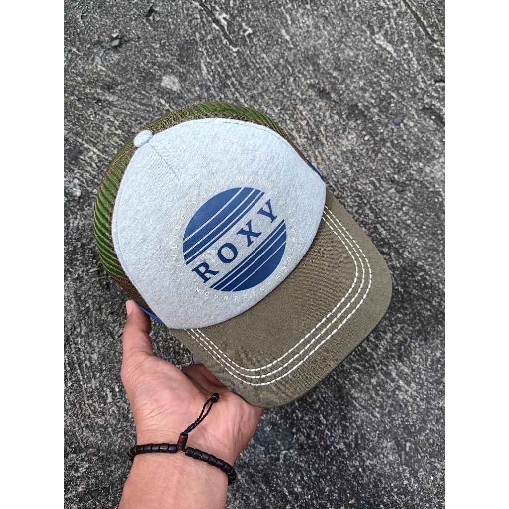 Topi Jaring / Trucker Caps Roxy