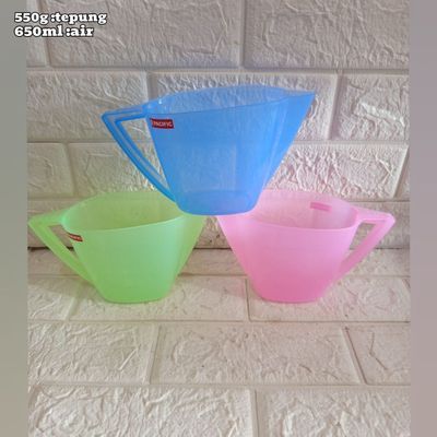 Gelas takar palstik 500ML/gelas takaran air