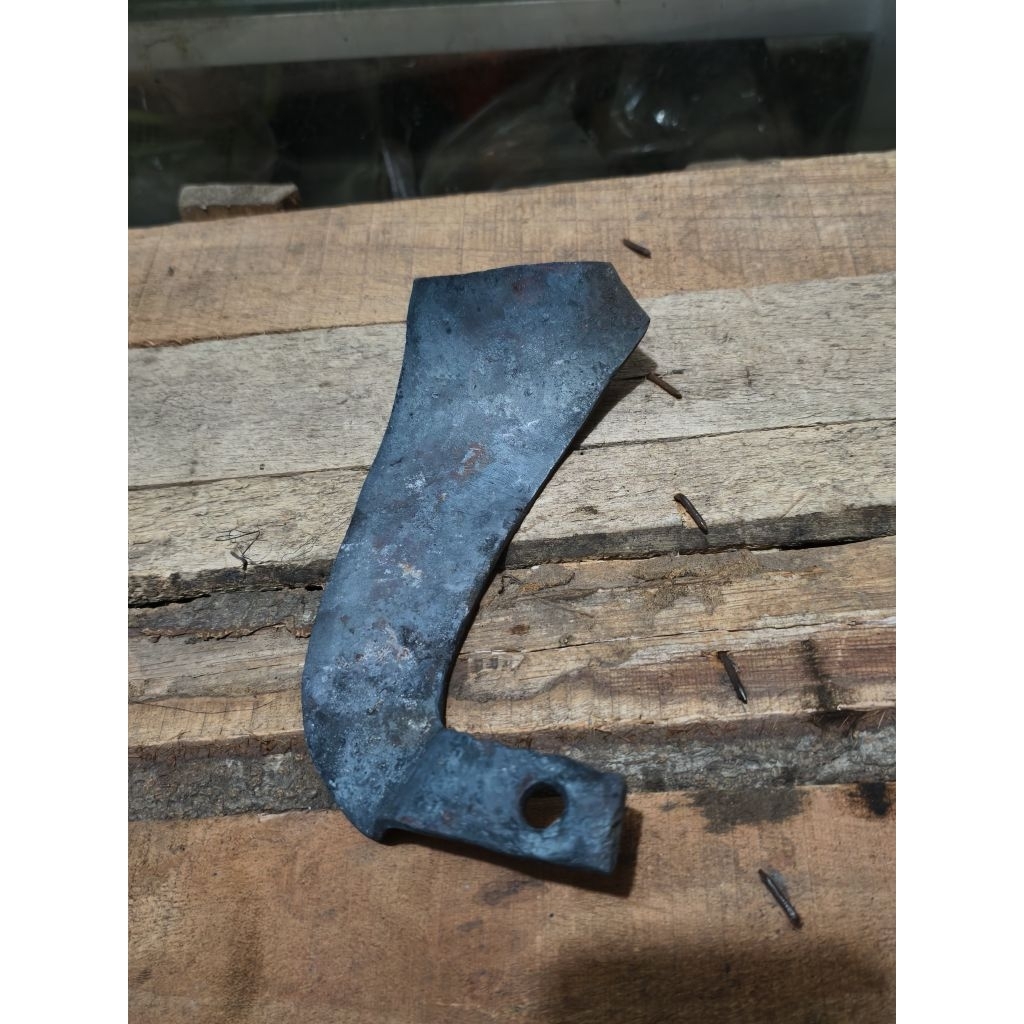 Pisau Rotary Traktor Quick Zena. Bengkok / Pinggiran