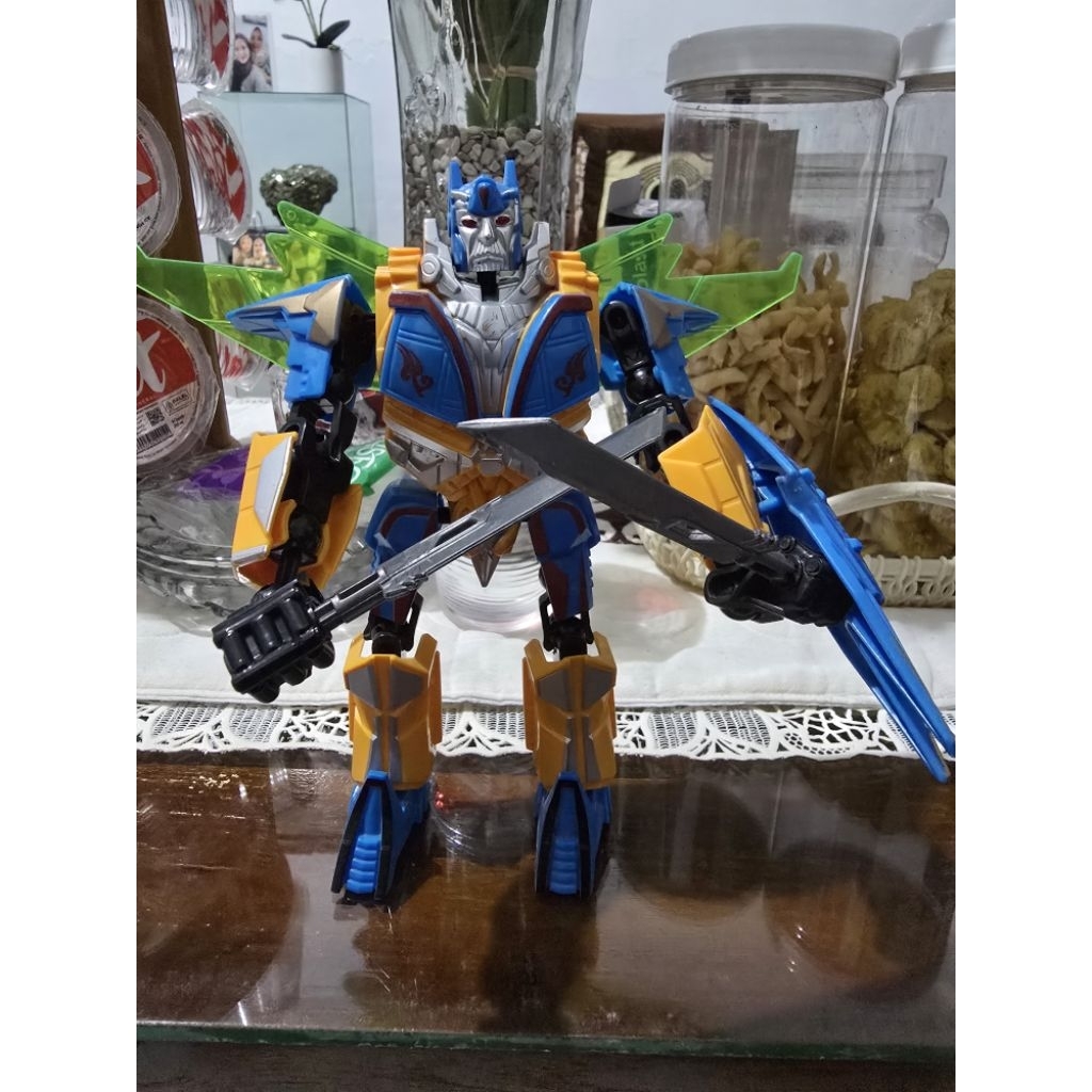 Jual transformers sentinel prime
