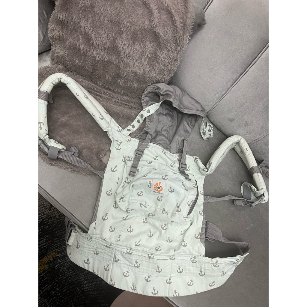Gendongan SSC Ergobaby jangkar