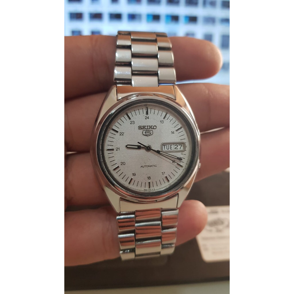 Jam Seiko 5 Automatic Military Dial White Texture Linen 7s26-3040 SKXF09