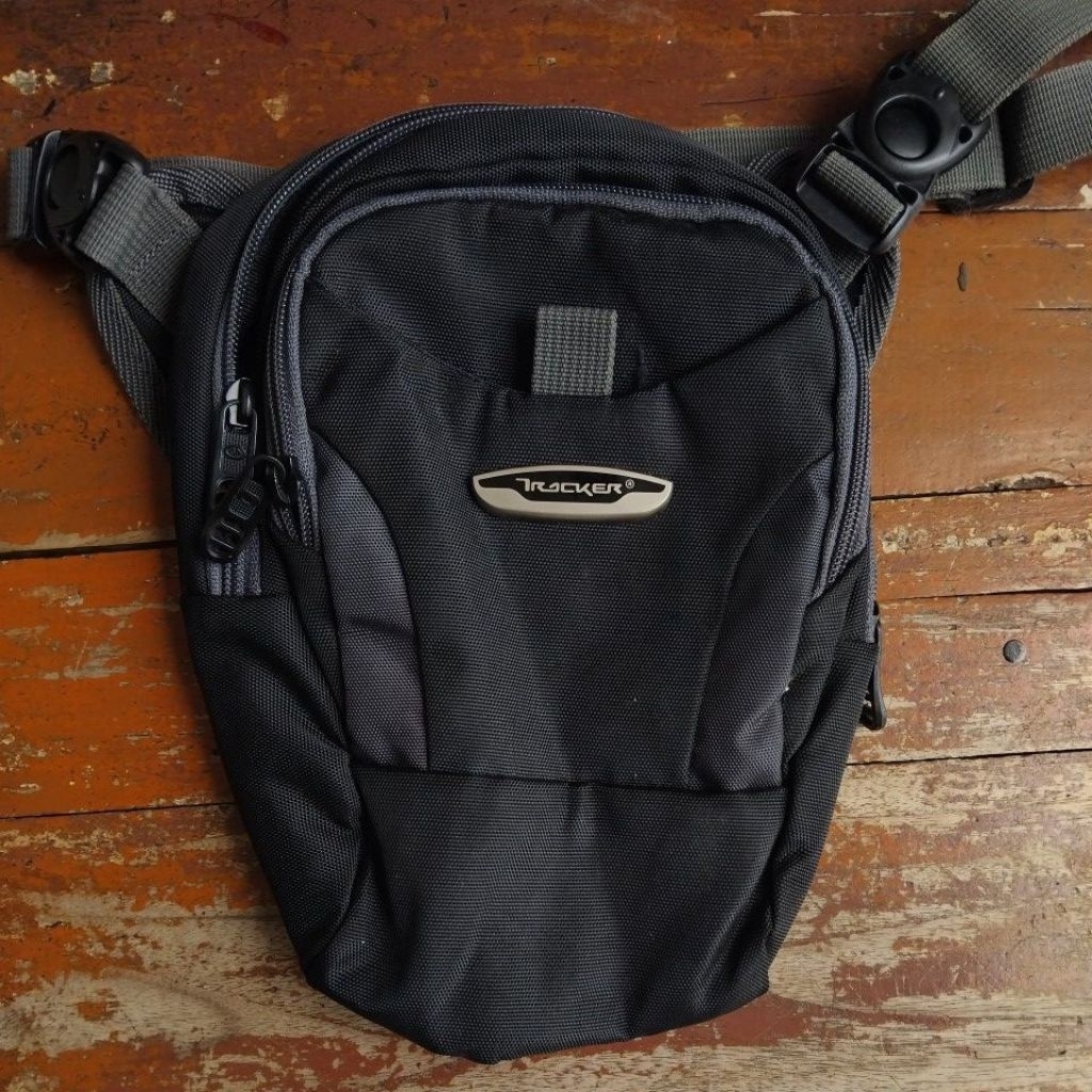 TAS PAHA PINGGANG TRACKER ORIGINAL