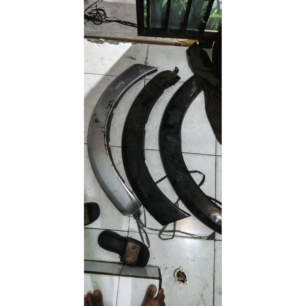 Over fender Rush Terios