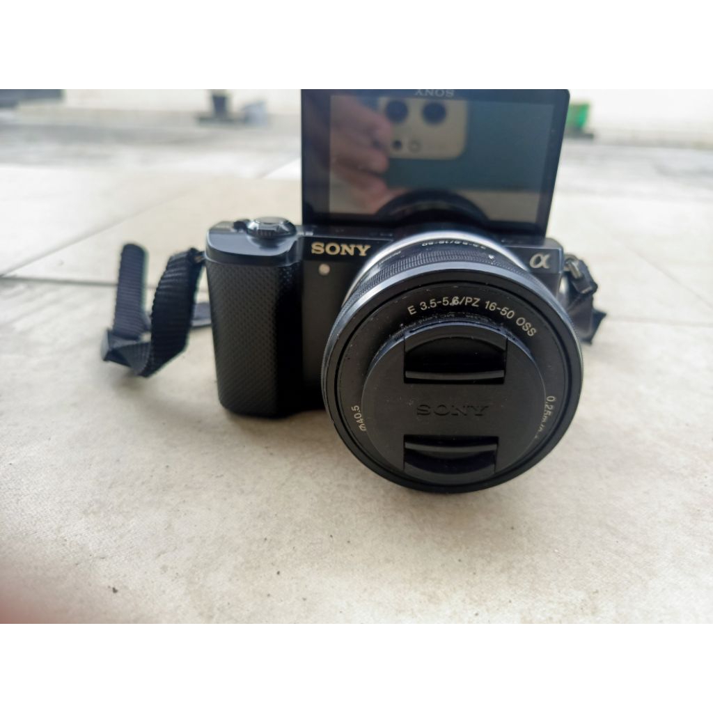 Kamera Sony mirrorles a5000 second