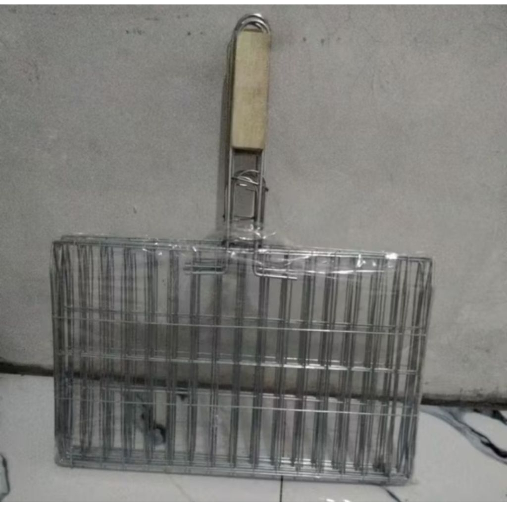 Panggangan Capit Jumbo Serbaguna Gagang Kayu / Bakaran Ikan Capit Anti Karat
