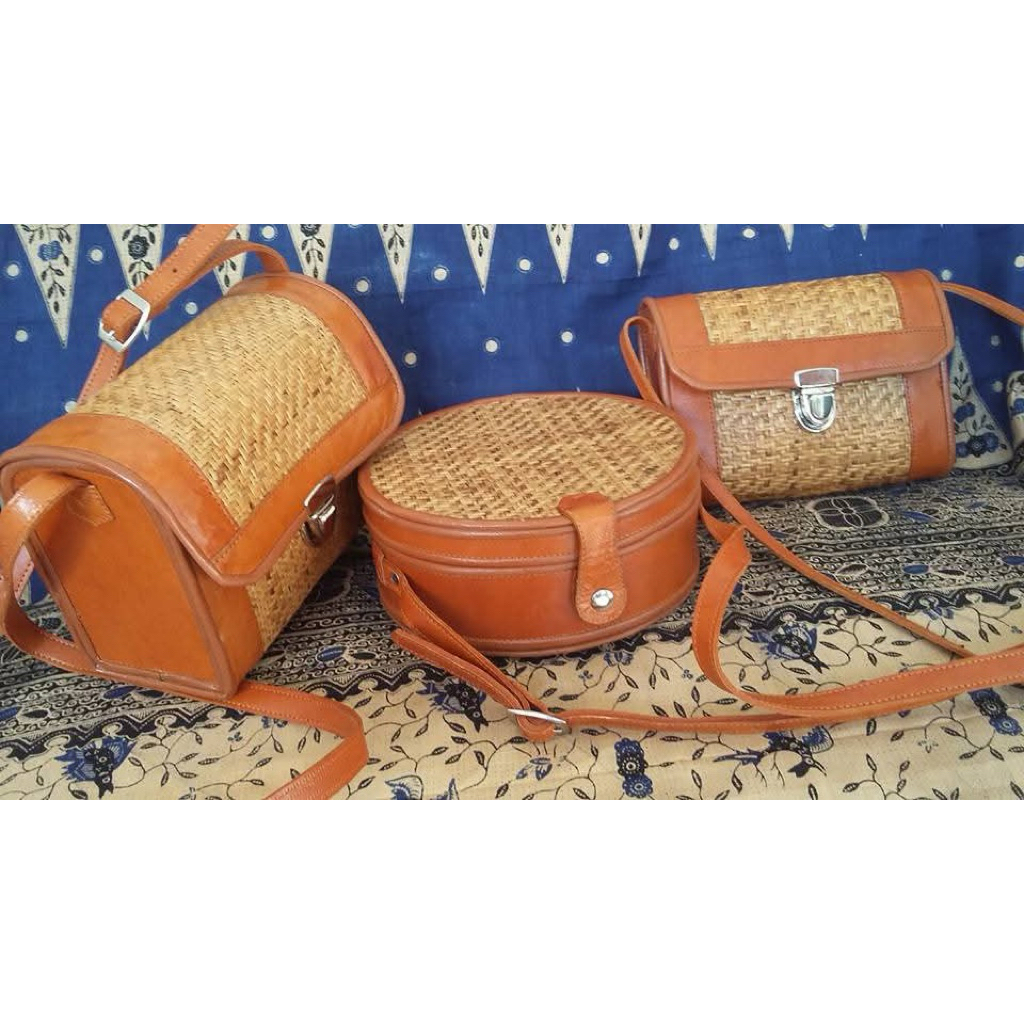 Tas Anyaman Kulit