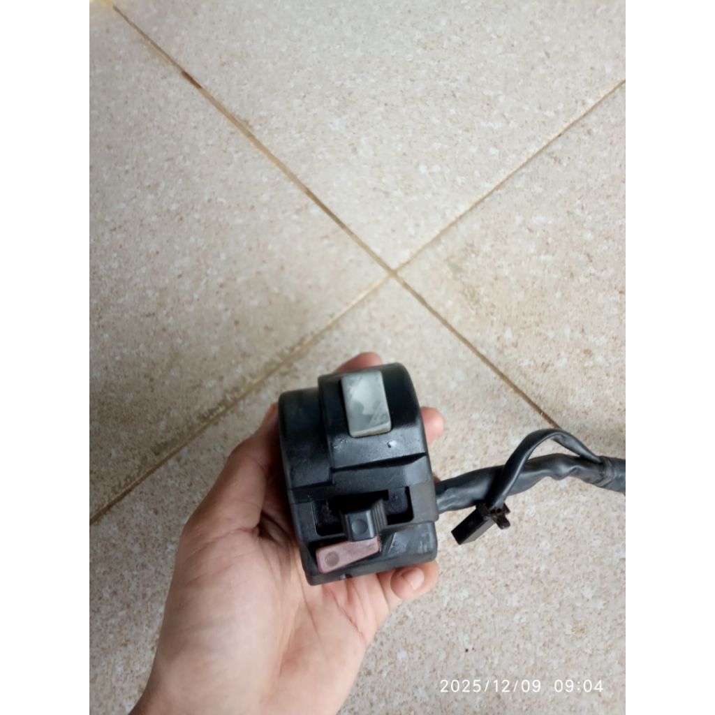 holder kiri Vixion new ori copotan minda