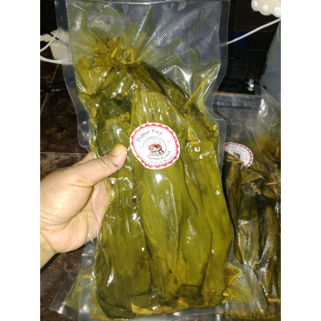 pepes ikan mas frozen