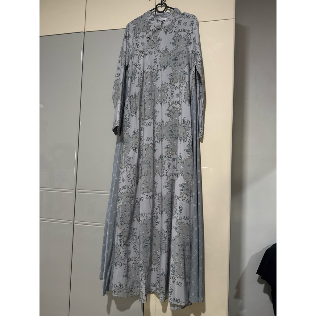 dress Ria Miranda Preloved size S