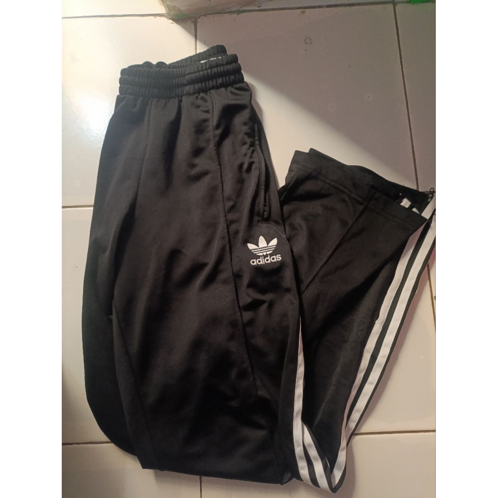 track pants