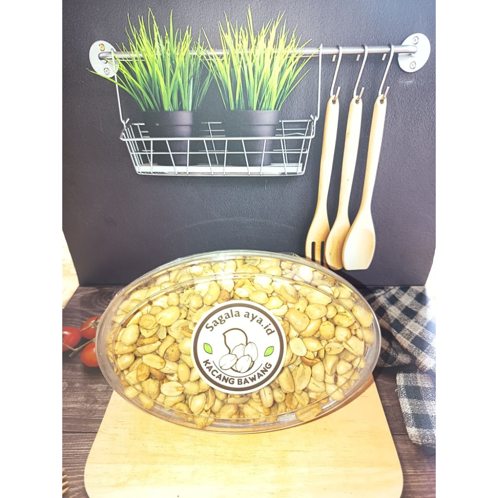 Kacang Bawang original gurih lezat/toples ukuran 250gram