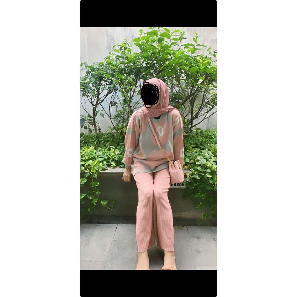 one set knit preloved