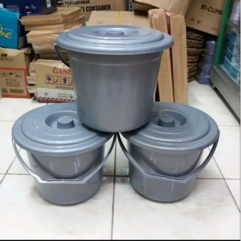 Ember Plastik Tutup Yutaka YK-698 3 Galon / Ember Tutup Plastik