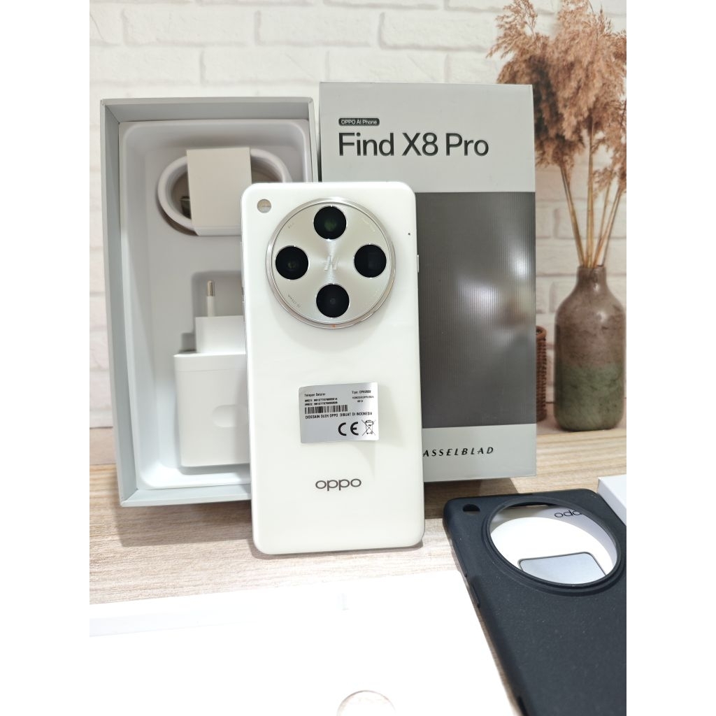 Oppo find x8 pro 16/512 second like new
