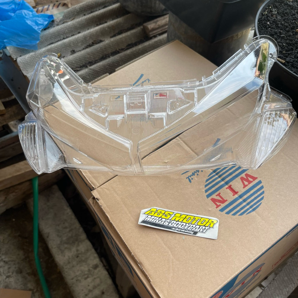 MIKA KACA LAMPU DEPAN AEROX 155 LAMA Mika Lampu depan aerox old