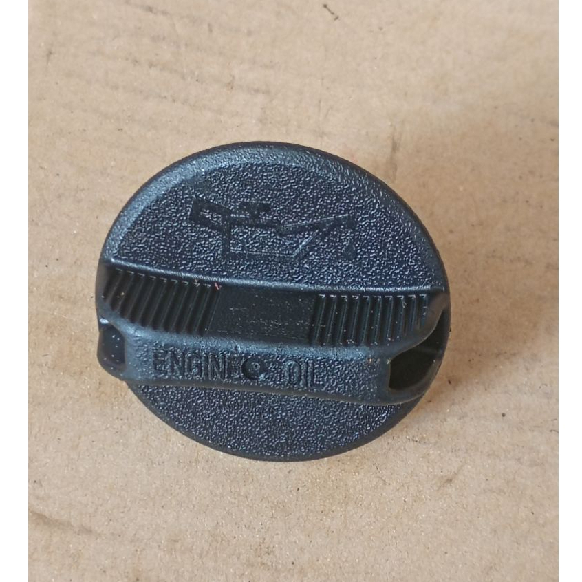 TUTUP OLI MESIN MOBIL AVANZA XENIA UNIVERSAL TOYOTA DAIHATSU ORIGINAL