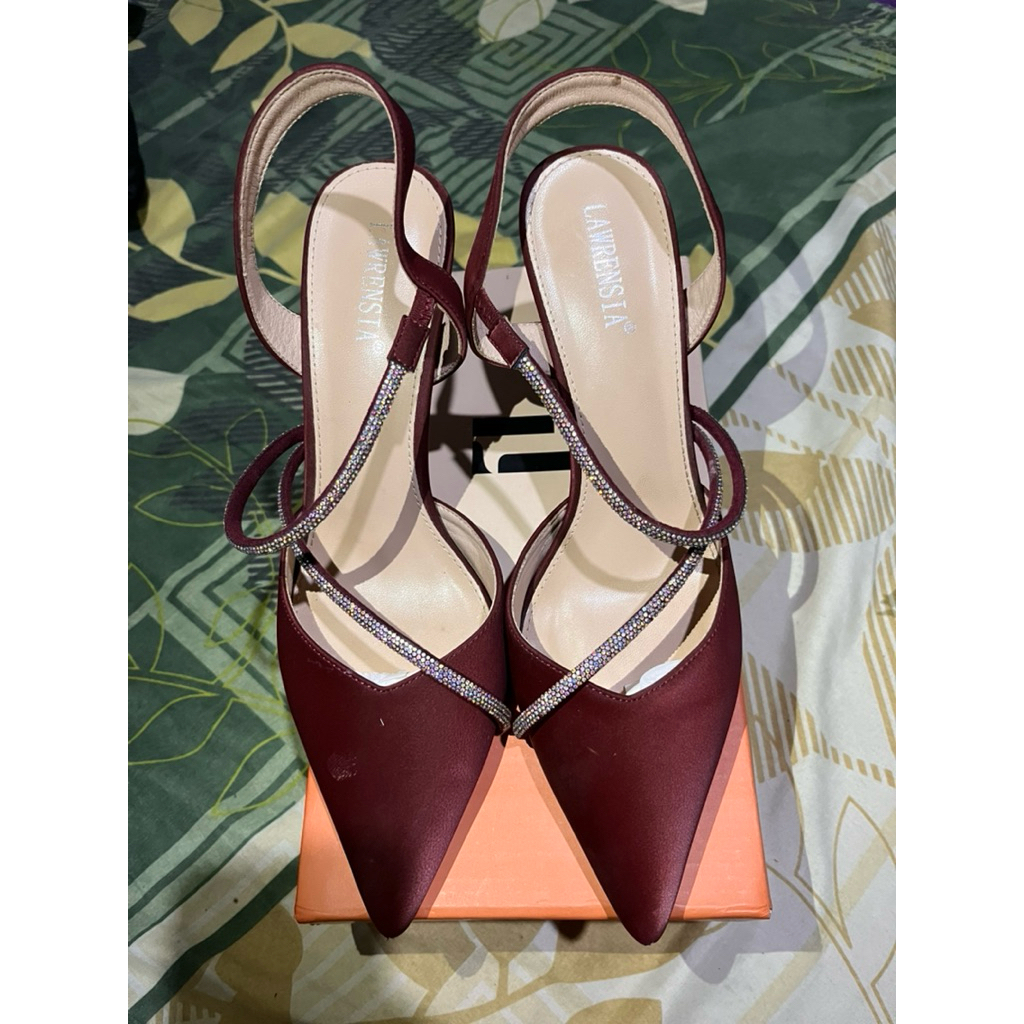 preloved Heels 9cm Lawrensia