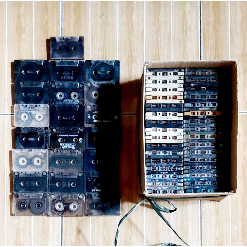 kaset pita lama tanpa cover