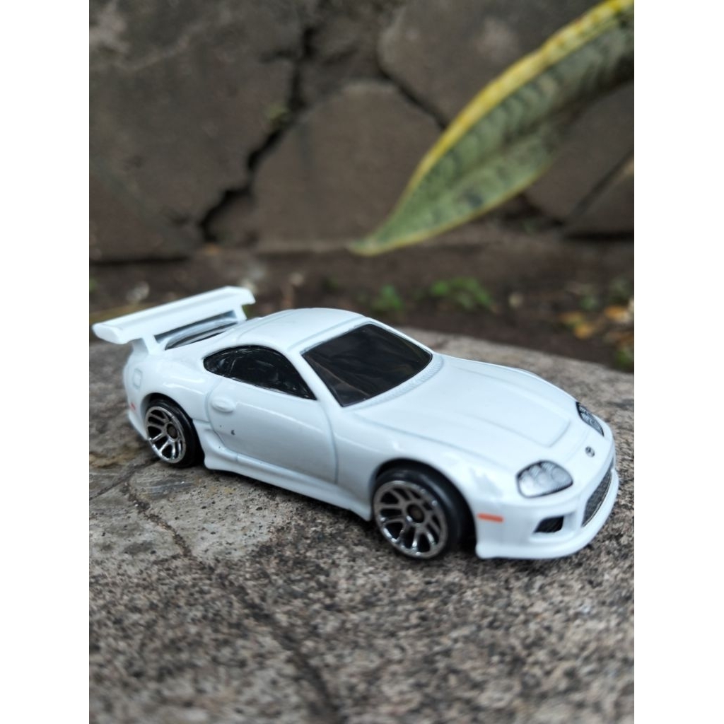 hotwheels loose TOYOTA SUPRA