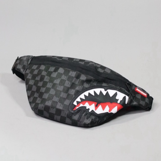 Sprayground Dripping Sharks in Paris Savvy Crossbody Black / Tas Selempang Sprayground Authentic