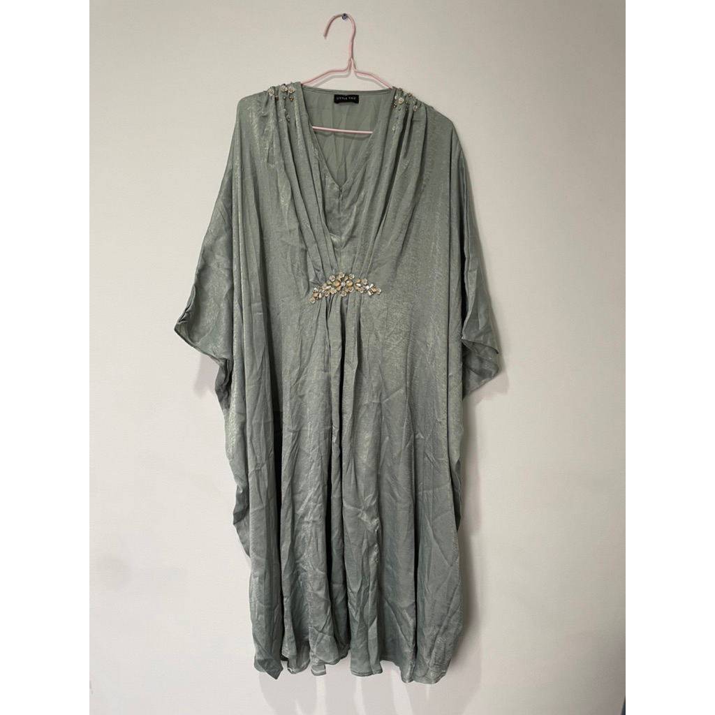 [Ready 3 Pcs] Kaftan Dress Gamis Muslim Hijab Lebaran Little Tale Satin Polos Tosca Wanita Premium M