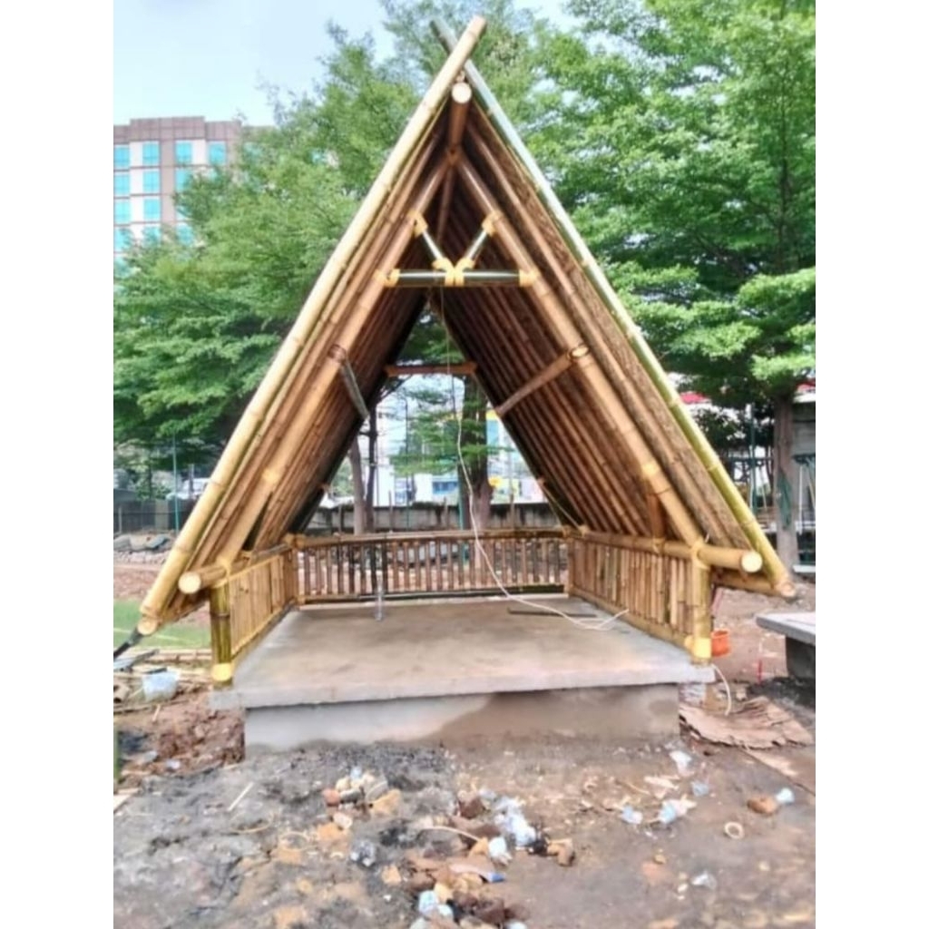saung bambu gazebo siap huni ukuran 3x3