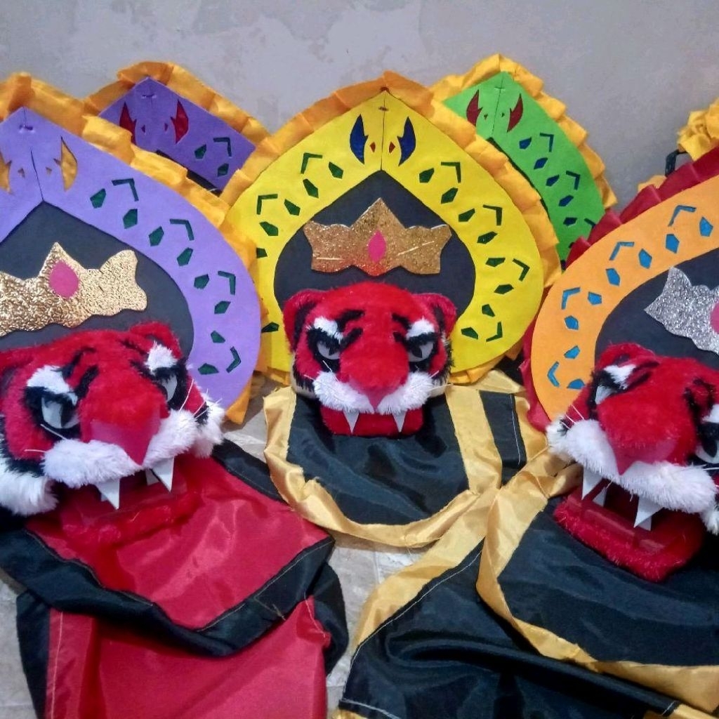 BARONGAN ANAK MACANAN WARNA MERAH LENGKAP