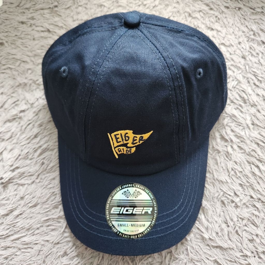 TOPI OUTDOOR RIDING EIGER NAVY BNWT FLAGGE CAP