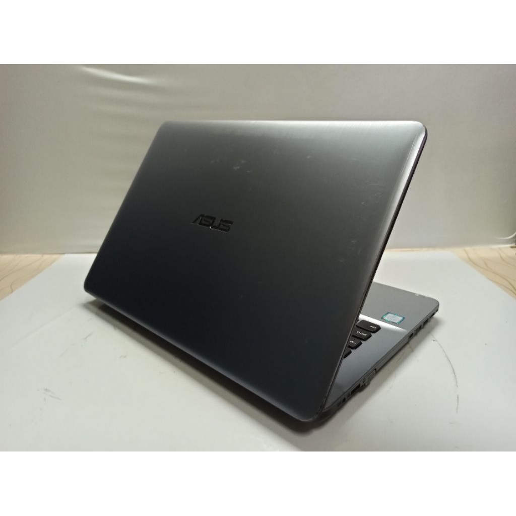 Laptop sekolah /karyawan.. Asus X441UA Core i3 Gen6 /4GB /1000GB
