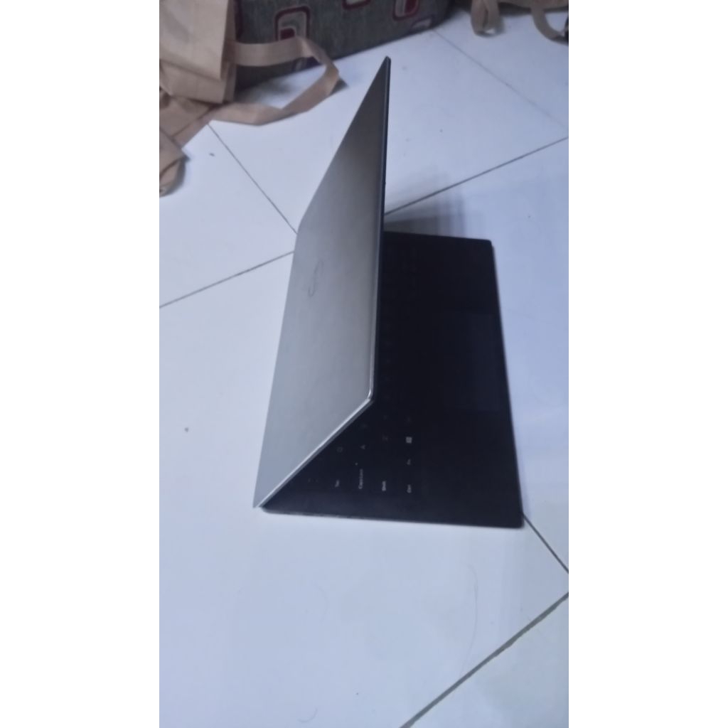 laptop dell xps 13 9360 i5 gen 7 ram 8gb minus