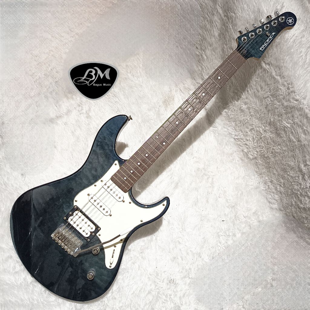 Gitar Yamaha Pacifica 212 vqm / 212vqm