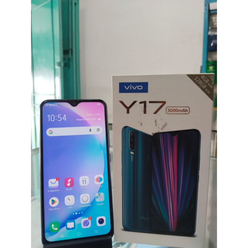 HP SECOND MURAH BERGARANSI VIVO Y17 RAM 4/128 KOTAK